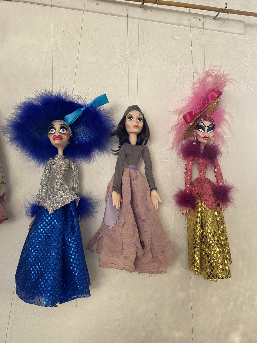 What a #Christmas run it’s been at <a href="/norwich_puppet/">Norwich Puppet Theatre</a> this year with Cinderella- finishing the last day with s bang with 2 full houses! Hoping 2023 will be filled with more #puppet antics! #panto #puppetry #puppeteer #actor #cinderella