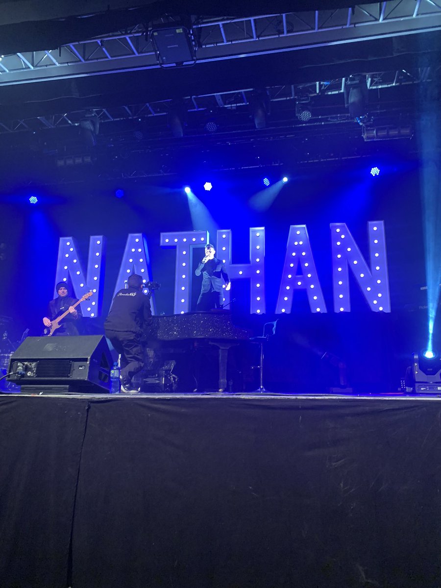 JulieHunneybell's tweet photo. That’s a wrap .. the last @iamNATHANCARTER gig of 2022 @GlenINECArena and what a fabulous gig it was 🙌 https://t.co/Ws4oNhJXfz