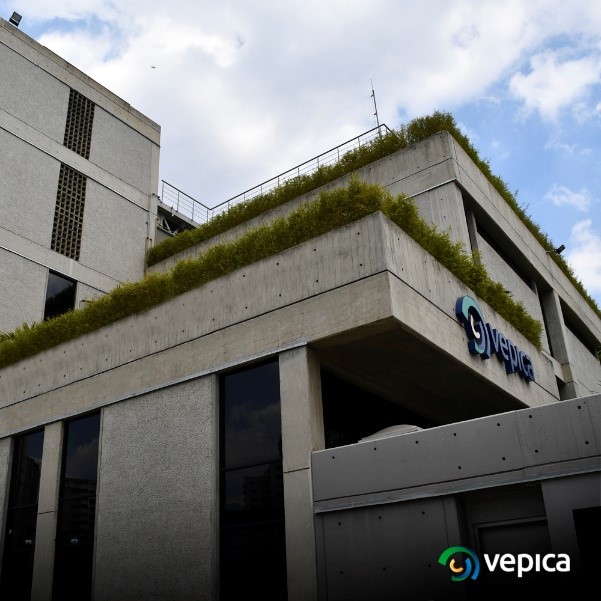 vepica_latam's tweet photo. Construir edificios LEED es una excelente iniciativa para las prácticas ecológicas en cuanto a la arquitectura y la construcción, pues permite tener inversión en sostenibilidad y promueve el respeto hacia el ambiente.
#VepicaVerde #EdificiosLEED #PracticaEcologica #HazElCambio https://t.co/R2jtcnML2D