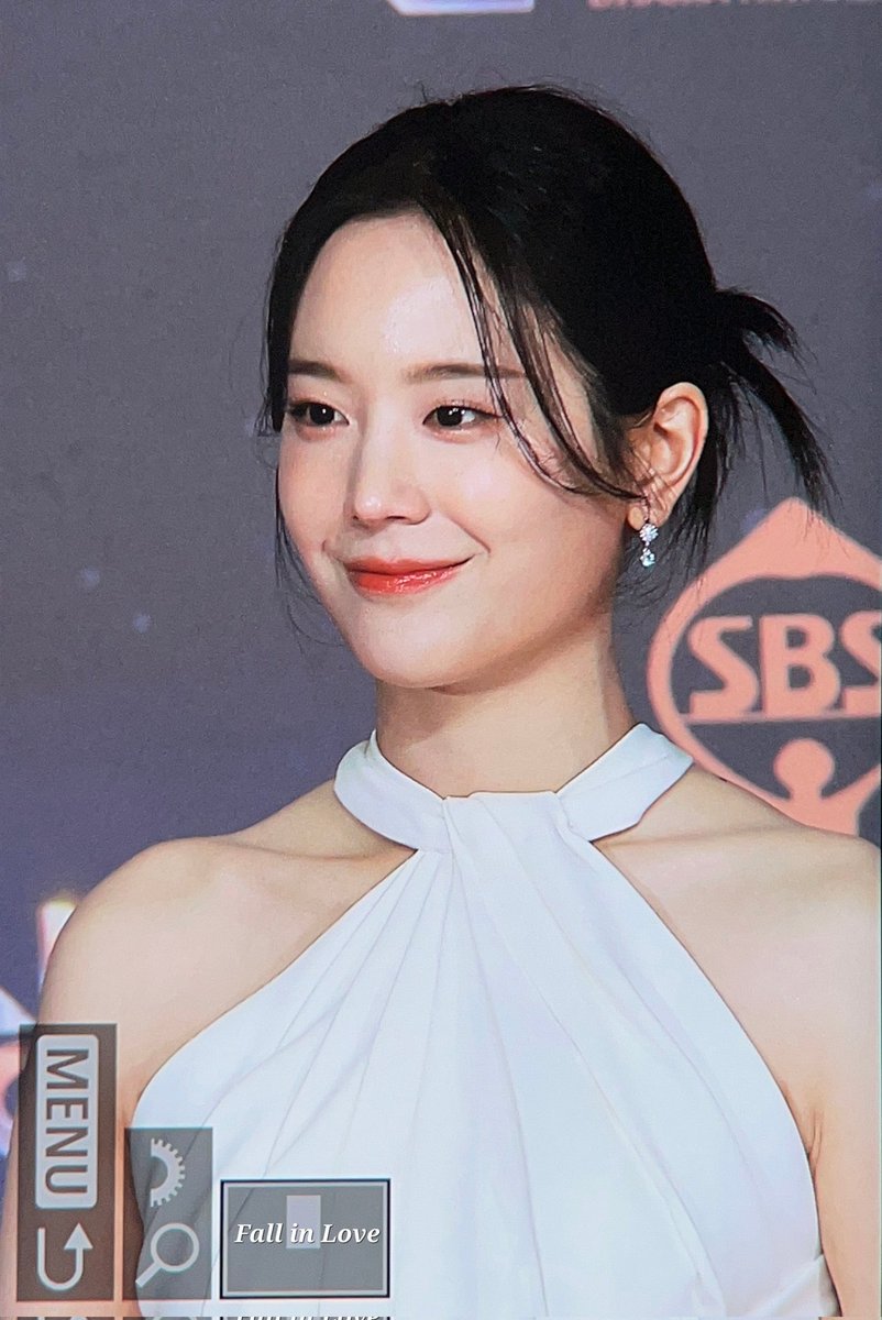 hbjy0927's tweet photo. 221231 장규리 SBS 가요대전 프리뷰

 규리야 베스트팀워크상과 신인상까지 2관왕 너무 축.하.해 
이제 베스트커플상까지 3관왕 가보쟈아앙

#규리 #GYURI #프로미스나인 #장규리  #JangGyuri #ギュリ
#fromis_9 @realfromis_9 https://t.co/I9LgzcfsMO