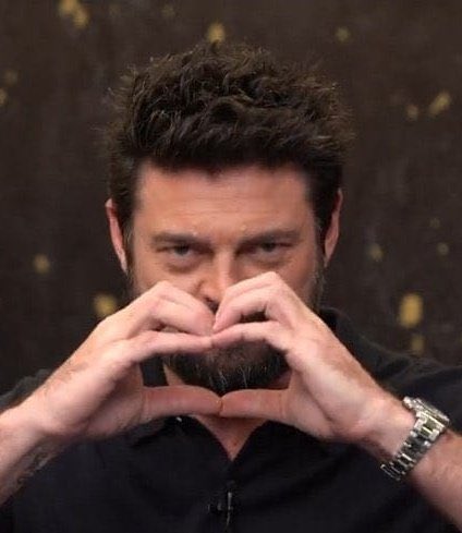TheBoysTV's tweet photo. Thanks for tweetin with us this year, you’re a good lot https://t.co/FUS4gcG7dd