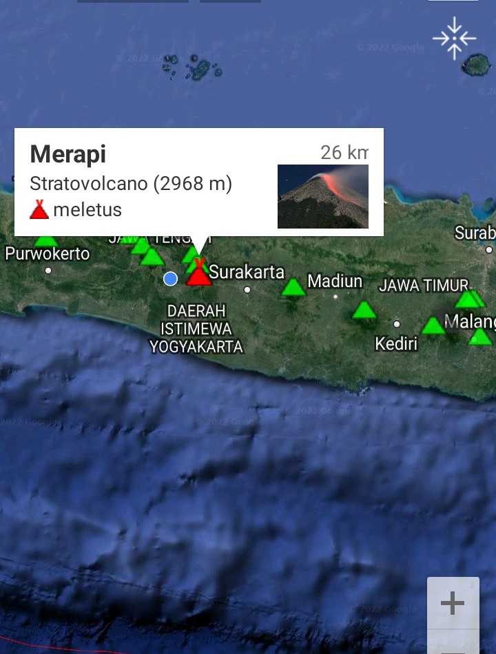 melatipoetihh's tweet photo. Gunung MERAPI di JAWA TENGAH, Sabtu 31 Des 2022 ( 16:01 WIB) mengalami kerapatan piroklastik yg terjadi dari bagian Barat Daya kubah lava aktif https://t.co/xBuo9MzSUc