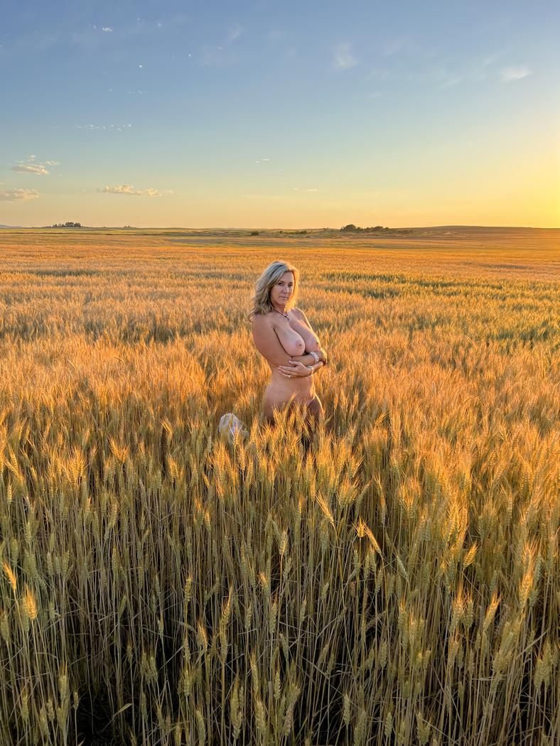 🌴KimberleeJay - 42.1K🌴 on Twitter: "https://t.co/4uErMa1CQa Playing in