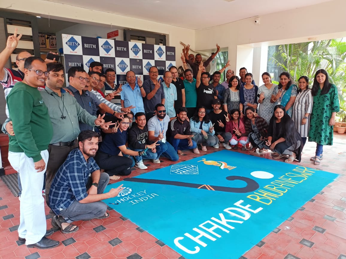 bmcbbsr's tweet photo. Colleges are getting involved & feeling proud of our #Bhubaneswar hosting the #HWC2023 consecutively.
BIITM Bhubaneswar is ready, are you ready to be a #GoodHost
#ChakdeBhubaneswar #ChakdeIndia
@CMO_Odisha @sports_odisha @TheHockeyIndia https://t.co/kojyvhhkH3