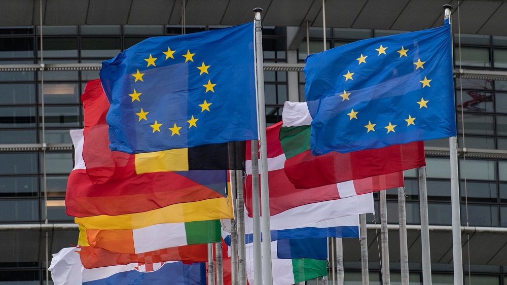 Европа достигла санкционного плато

В эфире - "Еврозона". У микрофонов – Владимир Сергиенко и Мария Фролова.

Слушайте на smotrim.ru/radiovesti
Звоните по телефону +7 (495) 232-15-59
Пишите в WhatsApp +7 (903) 170-63-63
Телеграм-канал t.me/vestifmplus