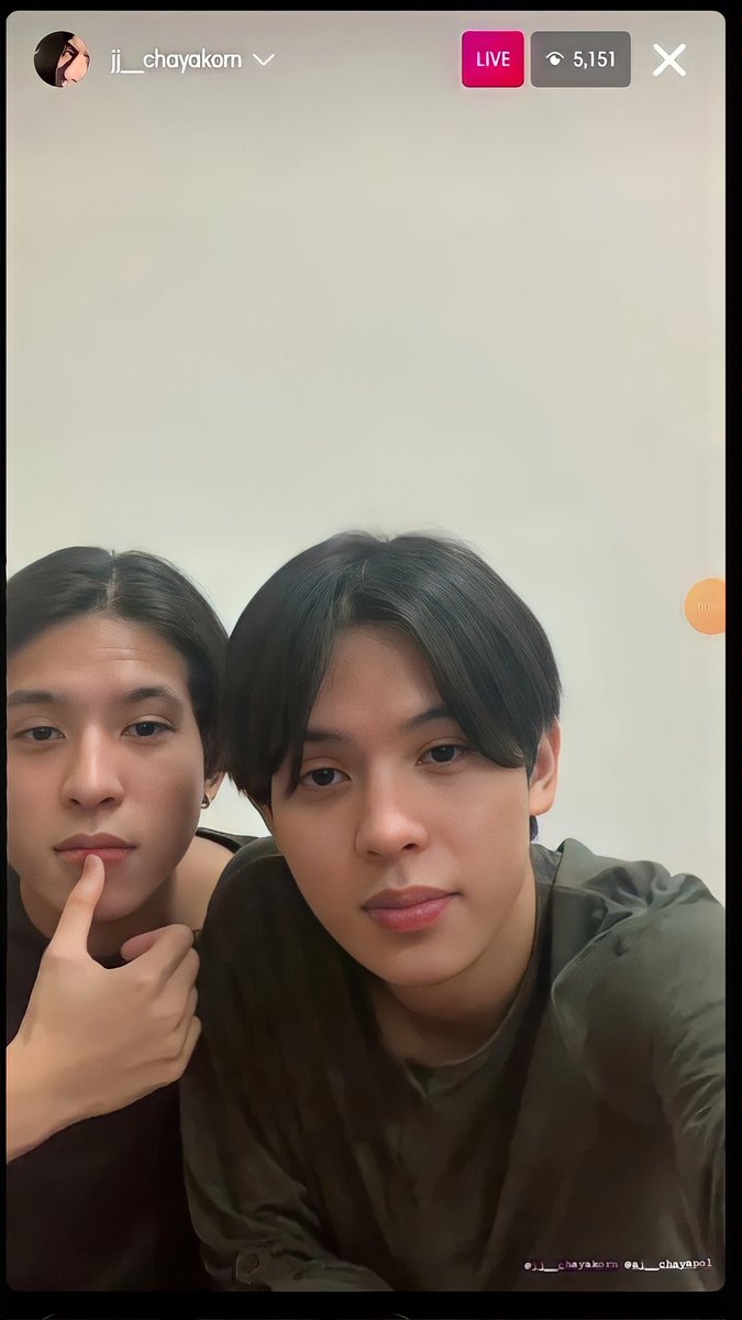 aibarrrr_'s tweet photo. ไปสู่ปี 2023 กับคนที่ใจดีแบบนี้ที่ฉันเคยเจอมา สวัสดีปีใหม่ที่รัก💘 https://t.co/jhqPcDDsUh