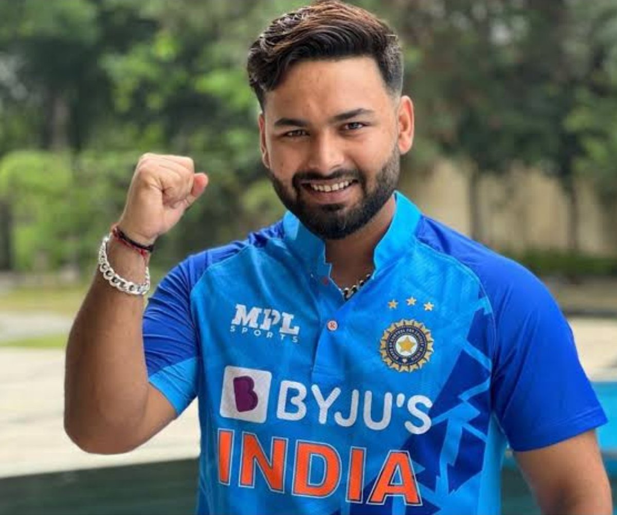 KissanSatish's tweet photo. @RishabhPant17 Get well soon Rishabh 
We pray to God that you recover very fast https://t.co/V7NxZC74g6