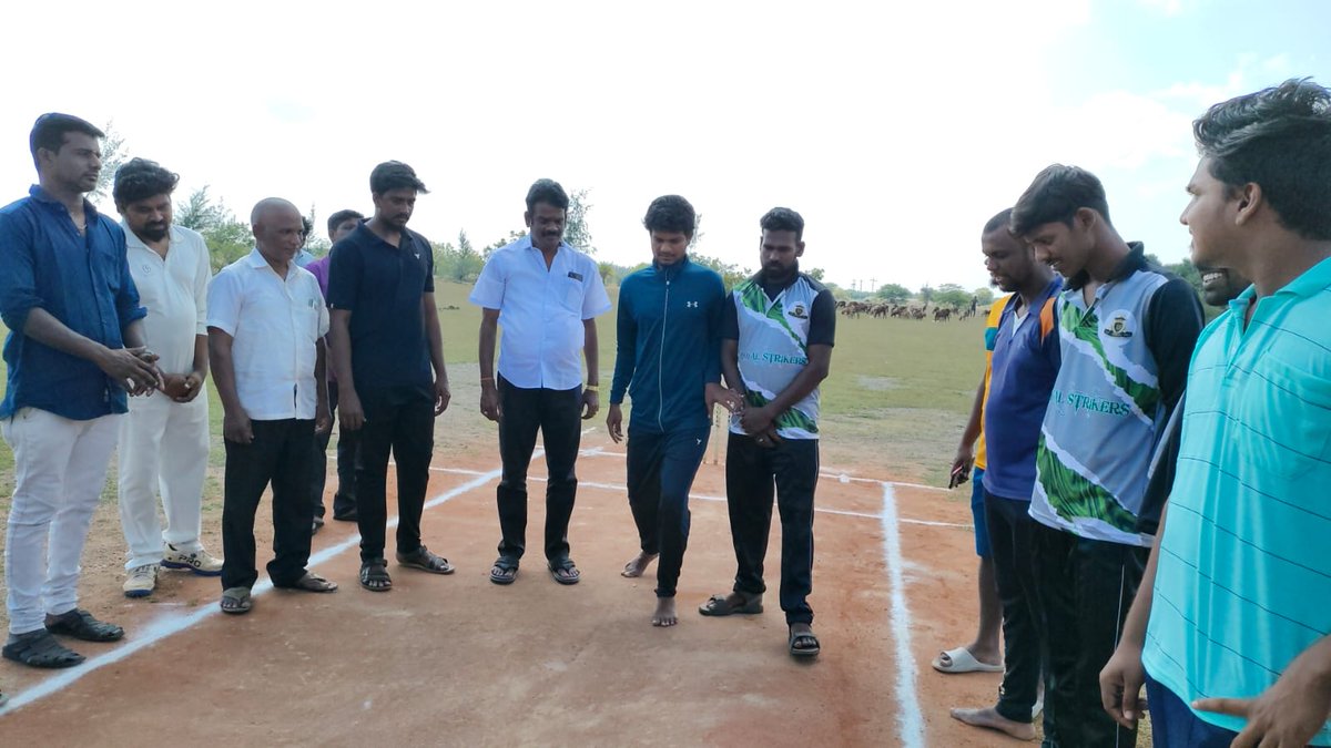 SivakumarState's tweet photo. மயிலம் சட்டமன்ற தொகுதி மயிலம் கிராமம் இளைஞர் சார்பாக நடைபெறும் மாபெரும் கிரிக்கெட் போட்டியினை துவக்கி வைத்தேன்... https://t.co/gbgTOTyp0a