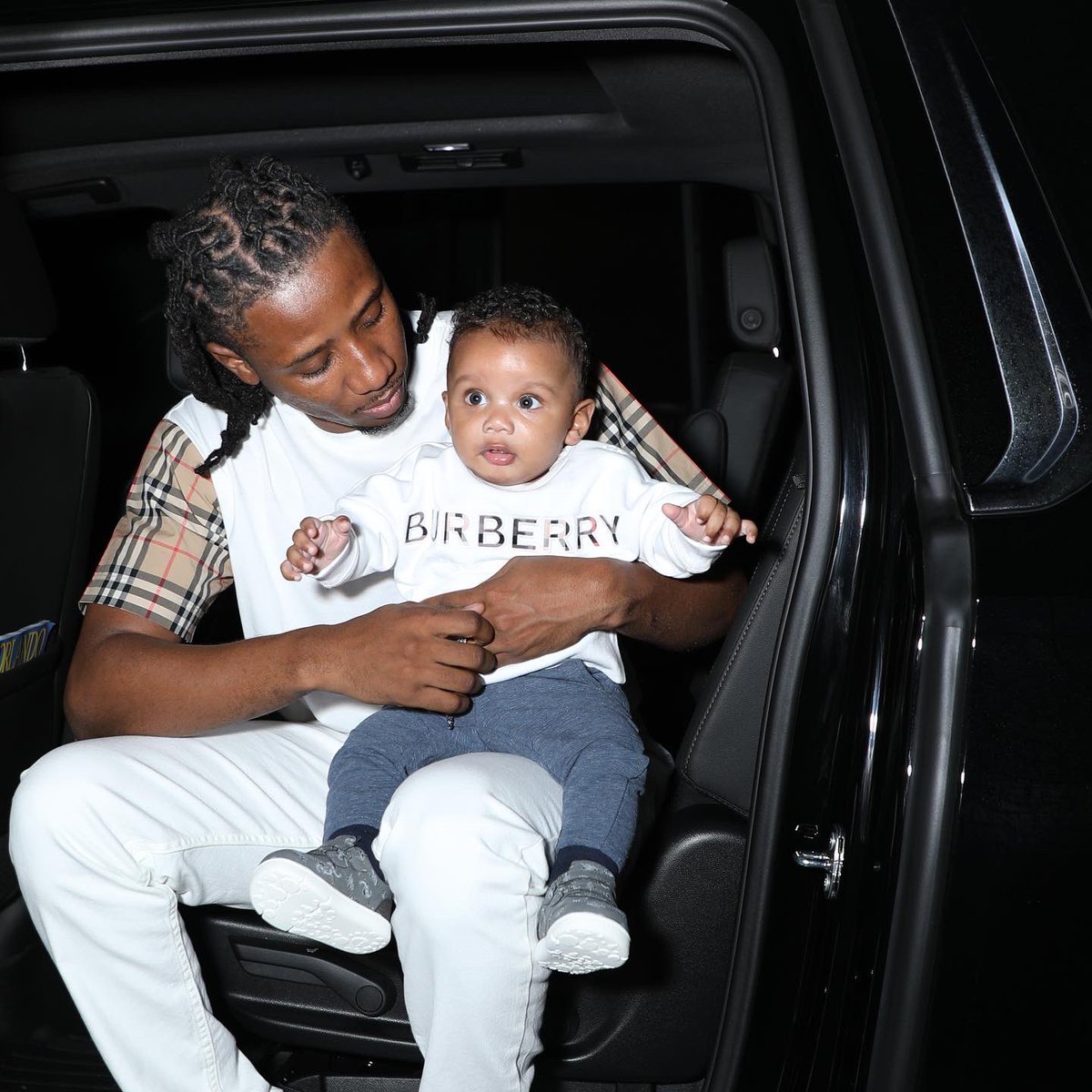 100KTrack tweet media