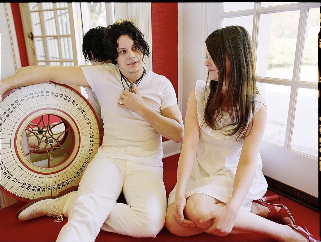 AmericanWasteCo's tweet photo. "Well, any man with a microphone Can tell you what he loves the most"
#theWhiteStripes #JackWhite #MegWhite #rock #blues #rocksandroll #alternativemusic #music #musictwitter https://t.co/lqe5TribJJ