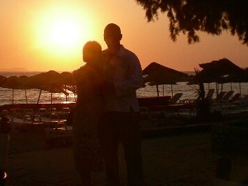 Happy New year everyone ✨️ 💛  cheers Des