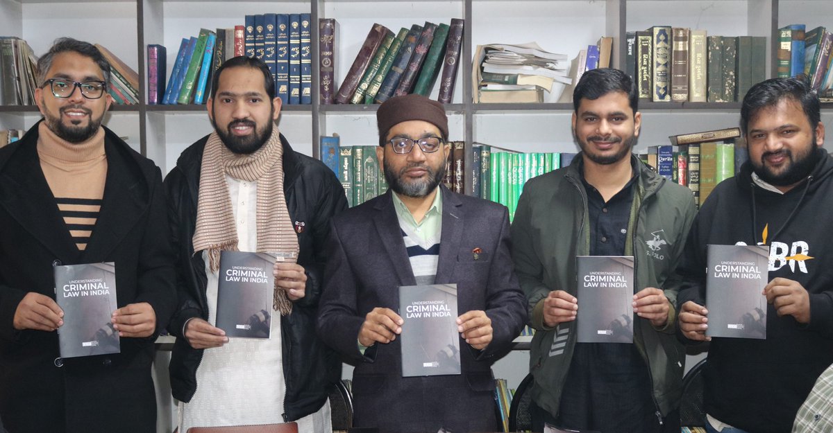 sioindia's tweet photo. 'Understanding Criminal Law in India', a handbook about various aspects of criminal laws, was launched by @JIHMarkaz President @sadathusaini  and the incoming and outgoing national leaders of SIO. The book has been authored by Adv. Md Tarique Alam &amp; supported by @CERTIndiacare. https://t.co/fnwpocqqdE