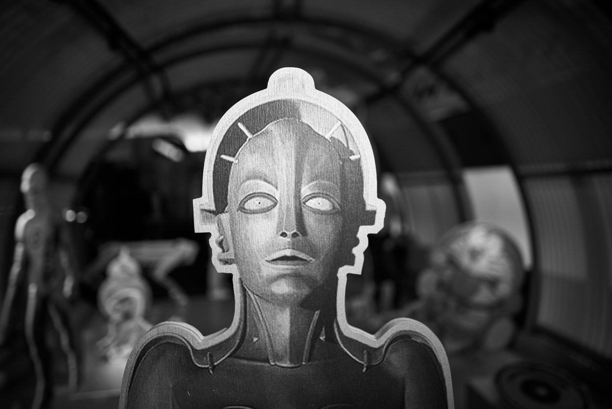PhotowalkE's tweet photo. A few snaps of SF &amp; fantasy-classics from today at the Evoluon. Not representative for the exhibition as a whole, it was very varied and with a lot of depth. It was a blast to be in the Evoluon again, such a fascinating building 🤩 https://t.co/tpmTTiWSET