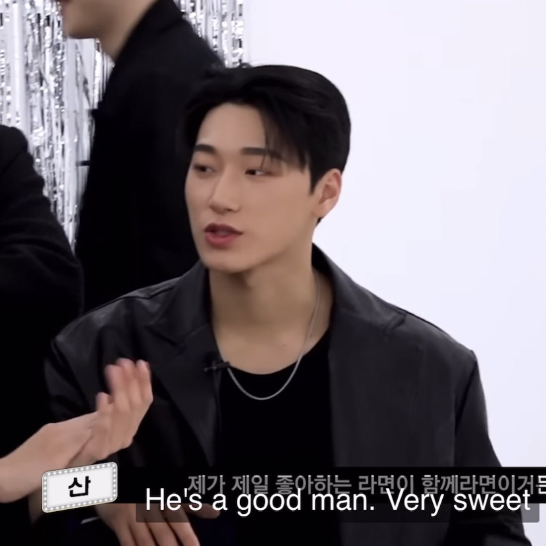 satangsan's tweet photo. idk how nobody mentioned this but sxn said being together with ynho was his favorite thing.. and it was such a random and kind remark, it made my heart swell 🥹💜💜 https://t.co/b2rDwZVbMu