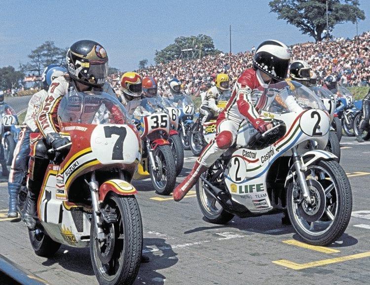Barry Sheene and Phil Read
Two great motorcycling Champs ✌️ 🏁
@wxatgp500 @MotoGP @suzukimotogp @YamahaRacingUK