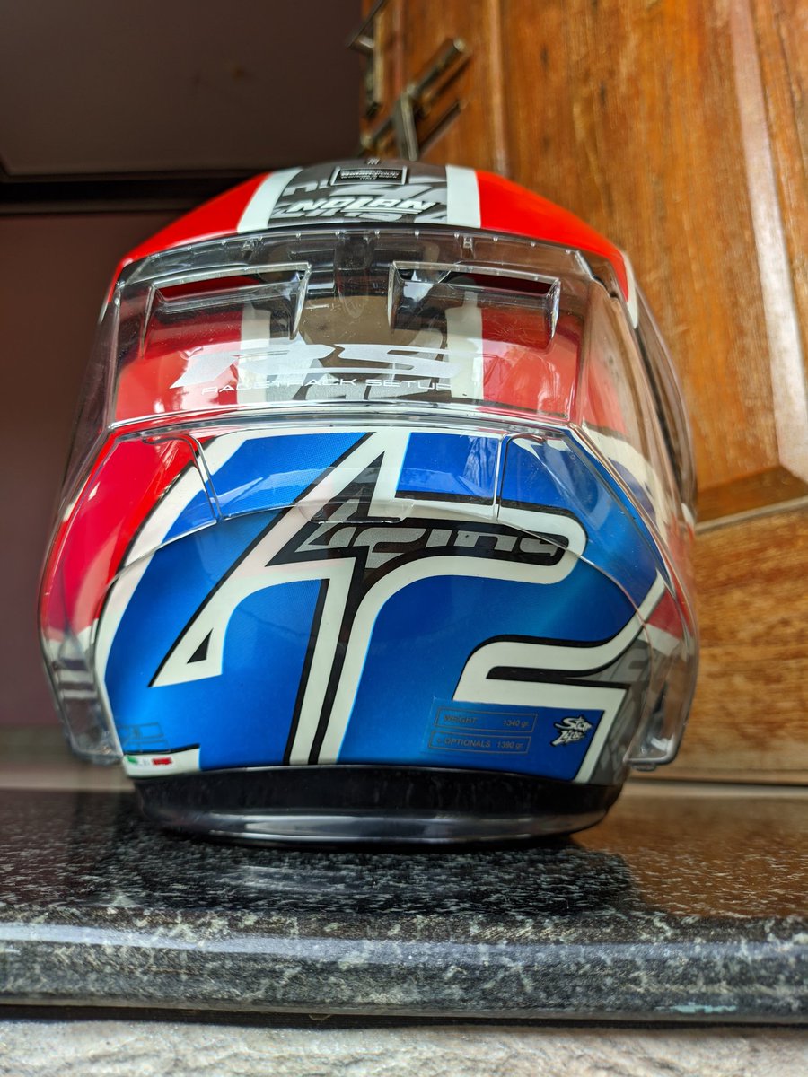 bhasarkar_ar's tweet photo. Hi @Rins42 😊

I just bought your Replica @nolan_group X-Lite X-803 RS from @motocard Thanks Tina for good packing and quick shipping.

I plan to visit the Indian GP next year.
Is it possible that you can sign it for me? 
Much love and support from India 🇮🇳 https://t.co/pN53IhHD17