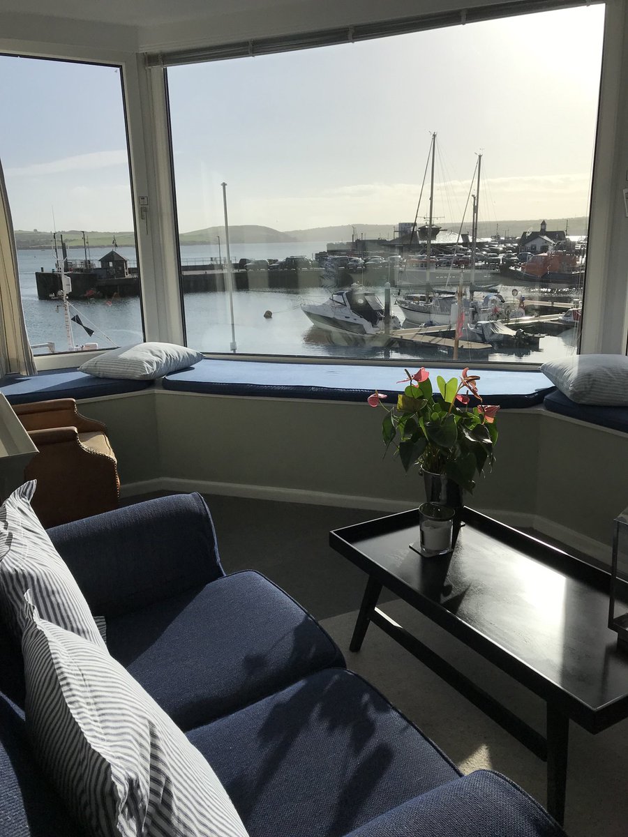 Fancy a holiday,perfect flat for two Padstow harbour. email jchandler48”@aol.com