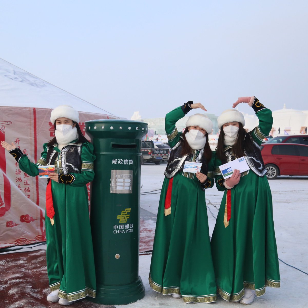 Skiing_China's tweet image. 중국 지린 차간호 동계고기잡이 현장에 “왕훙우체국”도 동참했답니다.
#china #jilin #chagan