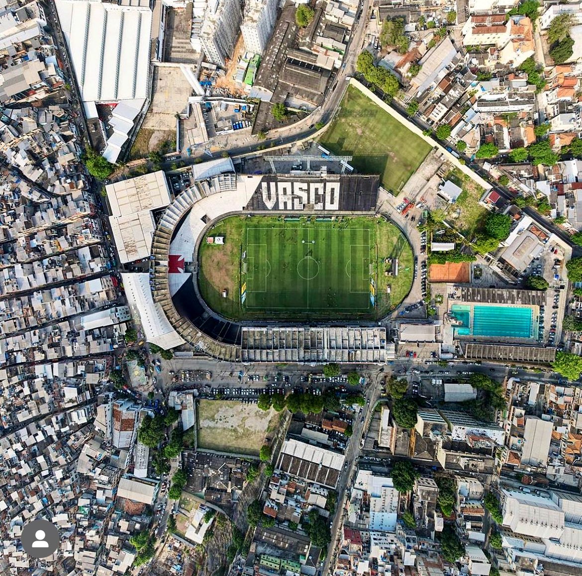 FutbolRomantics's tweet photo. Estádio São Januário is the unique home of Brazilian club, Vasco da Gama. 💢

Rio de Janeiro, Brazil. 📍🇧🇷 https://t.co/YDpFzzXJqj