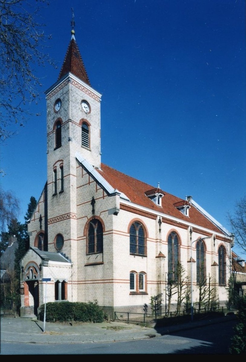 CSOKOosterbeek's tweet photo. @CSOKOosterbeek is dankbaar en tevreden: we kunnen het seizoen 22/23 voltooien in de Remonstrantse Kerk #Oosterbeek. 8.1.23: Penta Strijkkwintet; 12.2.23 Stefano Bruno (winnaar cello biennale); 12.3.23 pianiste Yang Yang Cai. Dank @RemOosterbeek. @deRijnenVeluwe @DeGelderlander https://t.co/SMwtYGwkRX