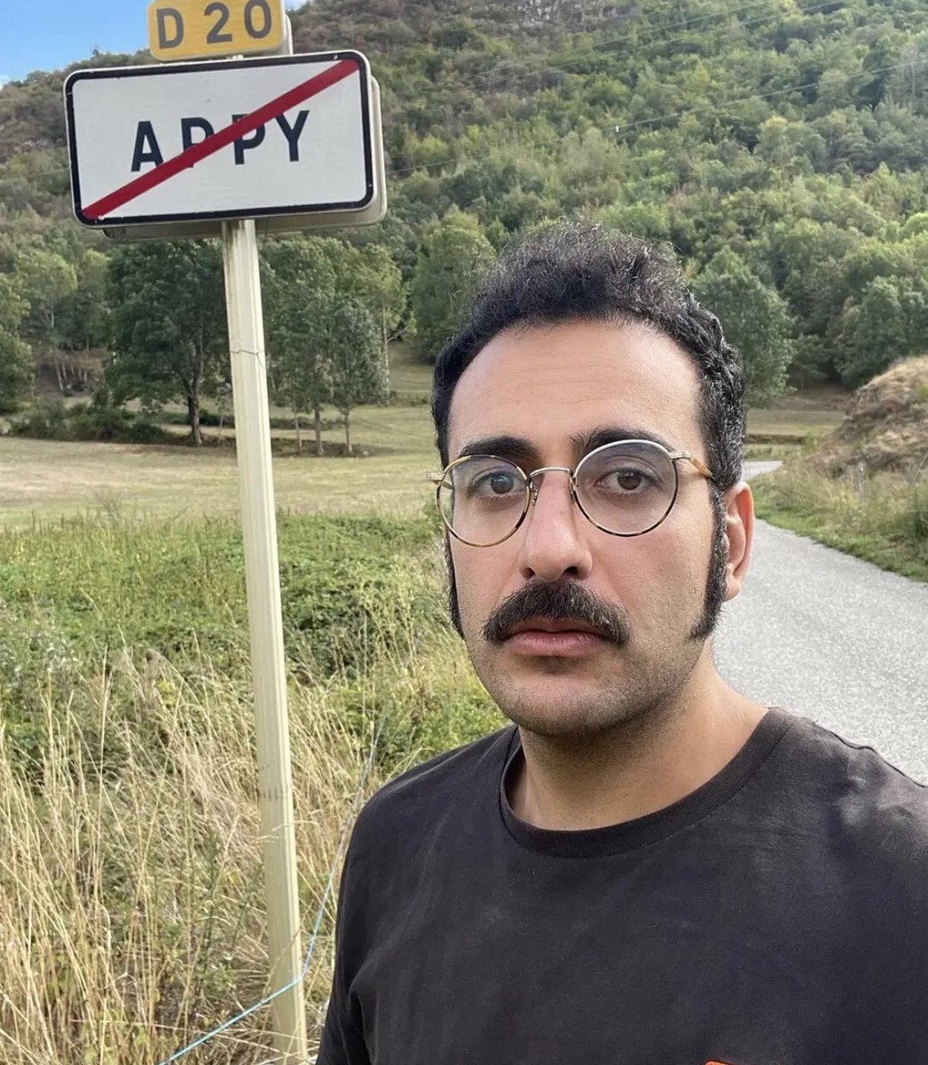 bachit_c4's tweet image. *Lâcher un p'tit pet pendant un caca*

*Lacher un petit caca pendant un pet*