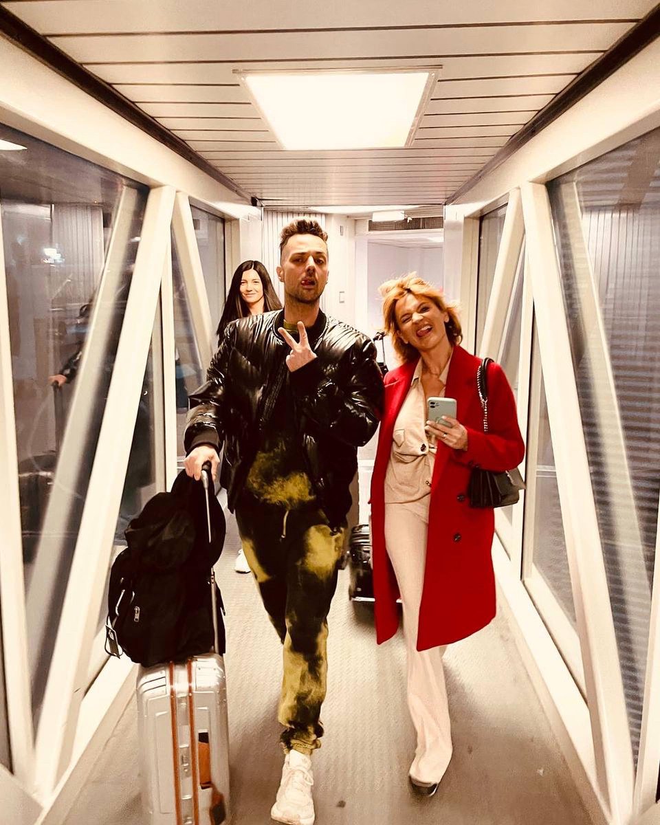 flyproject's tweet photo. On our way to Egypt 🙌🏻 NY’s Eve Tour Started 🍾 https://t.co/tsYdrxDX7s
