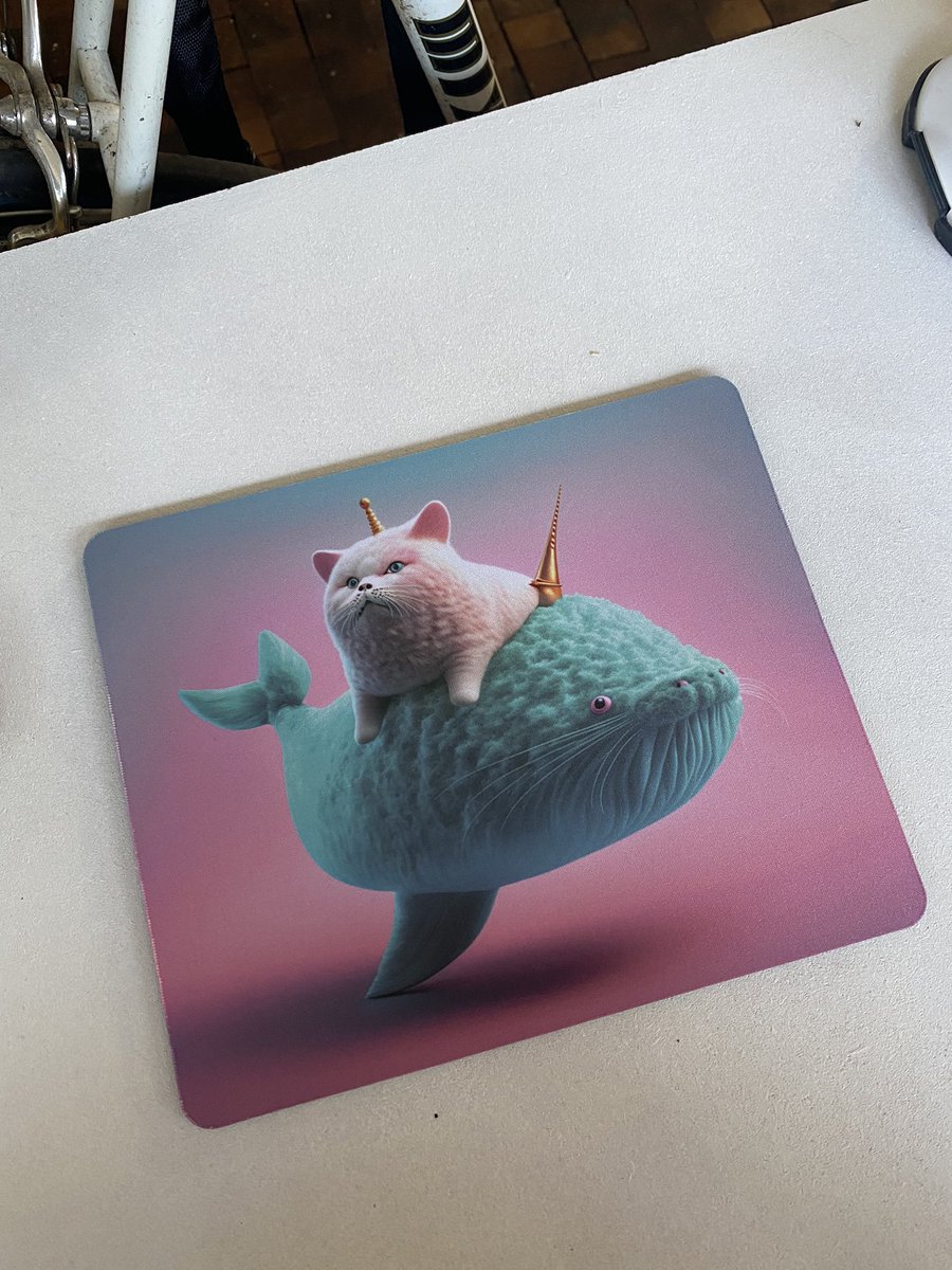 PerduBoy's tweet photo. wie findet ihr mein neues mousepad? https://t.co/O0ggDJtePH