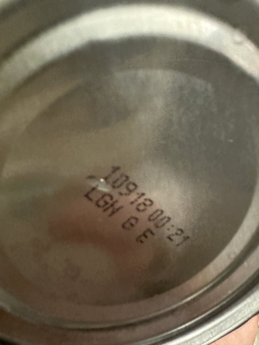 megshusk's tweet photo. @AmazonFresh hello, trying to get hold of customer service.on hold calling, can’t find email form so this last resort. Opened can of beans purchased 10/30, exp 2024.Smelled fine.Looked odd.Rinsed heavily.People who tasted beans out of can got v sick.Pls help/advise what this is?! https://t.co/a1BAnXjoYk