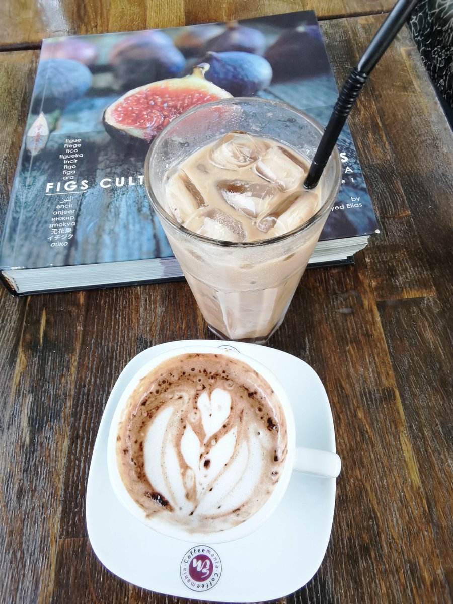 lelasari73's tweet photo. Coffee time....
#coffeeshop #CoffeeTime #RotiBakar #FigJam #FigFarm #JandaBaik #CoffeeMania #BerryMocha https://t.co/rZMpTVnKNq