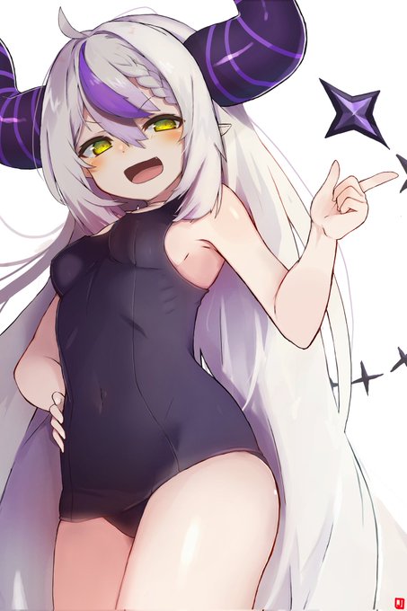 #2022年自分が選ぶ今年の4枚
コミケも出れたし充実した1年だった 