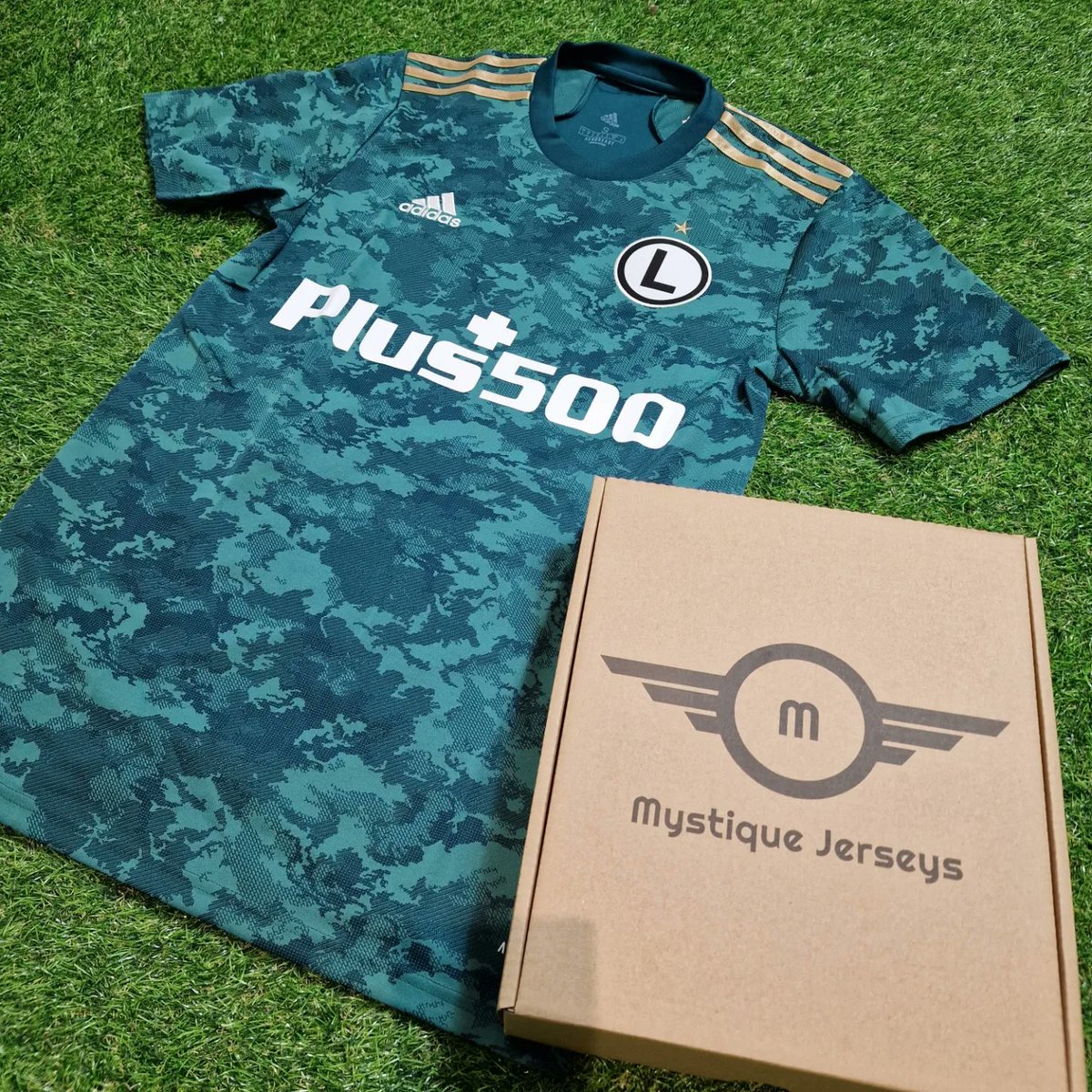 MystiqueJerseys's tweet photo. If Erling Haaland scores ANYTIME today against Everton we’ll giveaway a https://t.co/s6kAUEVpyj box 

To enter 👇

🔄 Retweet this tweet
🤝 Follow us

Good luck! https://t.co/SyyuKhcwov