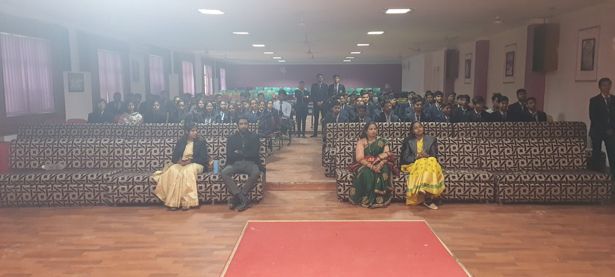 NRIGroupIndia's tweet photo. Welcome to the pharmacy family.
NRI Institute of Pharmacy (NIP), Pharmacy Orientation Program 2022-23.
We all are excited to see what our new pharmacy students will accomplish in the coming year. Best of Luck!
#pharmacy #orientation #pharmacyprogram #pharmacystudents https://t.co/1k5ESvrlyc