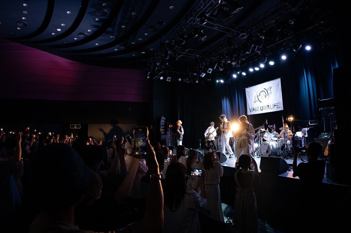 MAKEOWNLIFE_jpn's tweet photo. ワンマンライブ２回
初ホールワンマン
と徐々にステップアップしていく
MAKE OWN LIFEを2023年も是非応援してください。

近々重大発表もあるのでお楽しみに！

皆さん良いお年を✌️
#MAKEOWNLIFE https://t.co/LXR9vcQTrC