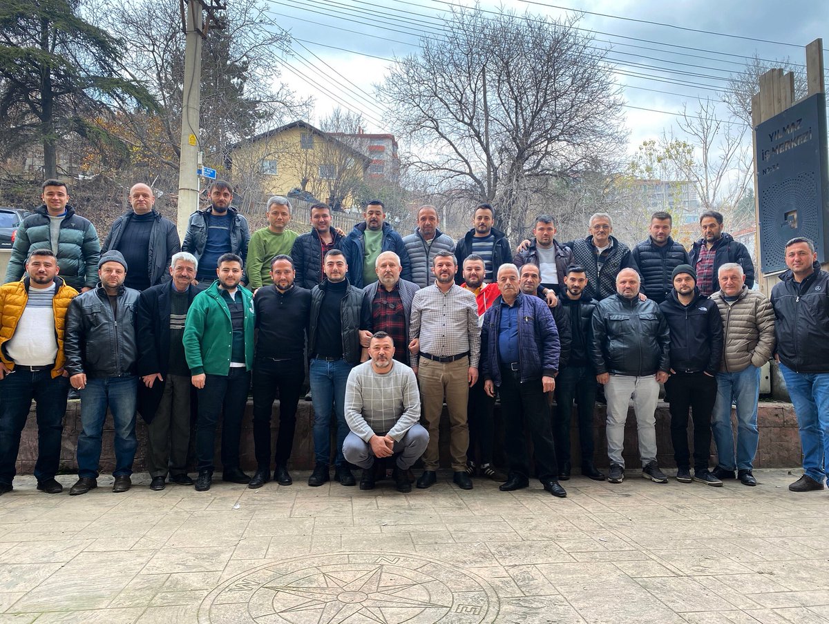 ozkancetinkayaa's tweet photo. #hayırlıseneler #miladi #2023 https://t.co/Mz202n1qka