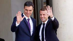 Leah_A_Goldberg's tweet photo. El 19 de Gener es reuneixen al cap i Casal de Catalunya, els presidents nyordo i gavatxo amb els seus ministres, vénen a marcar territori com els gossos
Cal fer-los una rebuda i deixar clar que no controlen res, q no volem estar amb ells i q volem ser una nació lliure.
@assemblea https://t.co/WlLSlecvHX