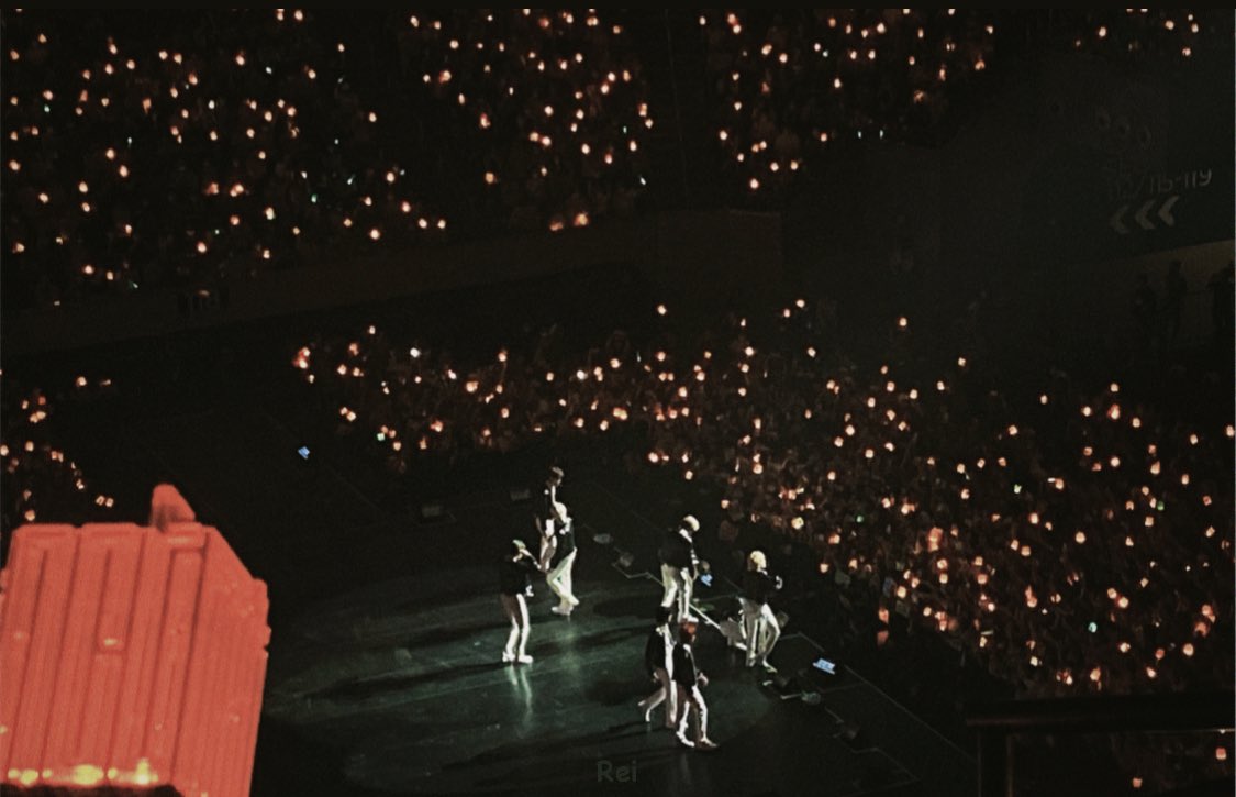 S1_CHEN6's tweet photo. [221712, 220409, 222207]
Thank you for making my 2022 memorable! More concert with my pahingas🫶@pledis_17 @NCTsmtown_127 @RVsmtown 

Grabe kana 2022!! Eme🥹 https://t.co/lGXiCa9Nne
