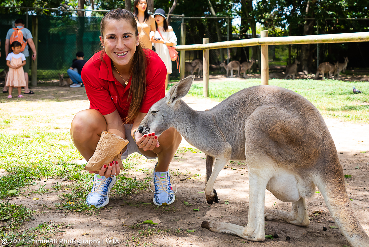 BELINDA BENCIC 2 FlTV1raaYAAZXFr?format=jpg&name=medium