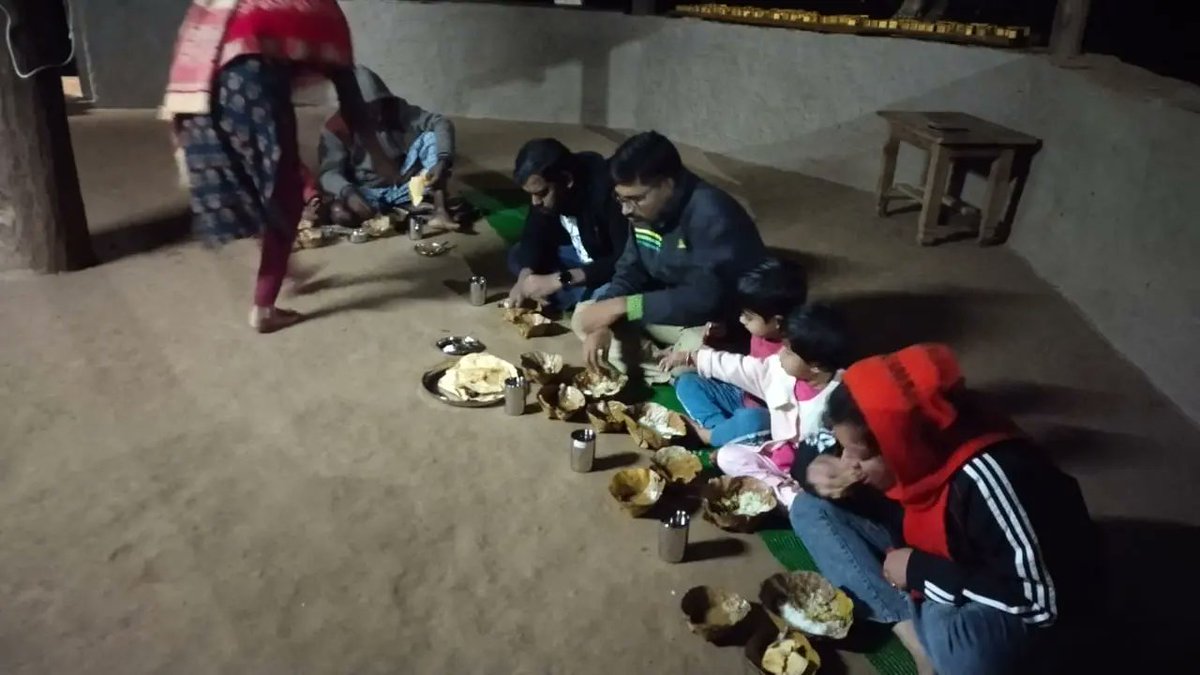 dhurwadera's tweet photo. Dhurwa Dera Homestay

We were privileged to host, Shri Dhammshil Ganveer Sir, Director, Kanger Valley National Park, with his family as our very first guests. The children enjoyed the songs/calls of various birds during the morning. 

Thank you Sir for giving us this opportunity. https://t.co/6nTMYZ1gs4