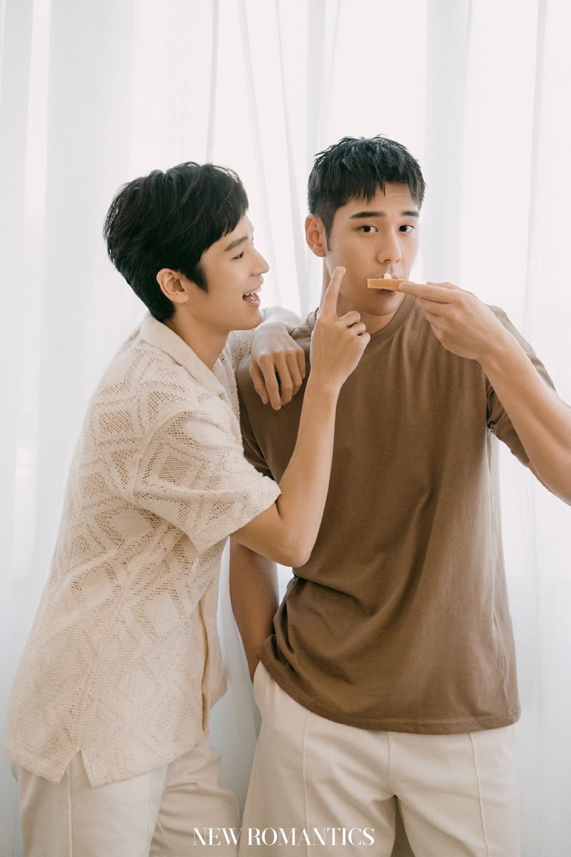RjHtcp's tweet photo. #MyToothYourLove #我的牙想你 
Alex Chou X Michael Chang
Magazine cover
cr. NEWROMANTICS
#AlexRJ 
#AlexChou 
#MichaelFongHao 
#boysloveasian 
#boysloveseries 
#BoysLove 
#bldrama #couple #blcouple #bl
#cutecouple #Together https://t.co/m72J8Xvbxx