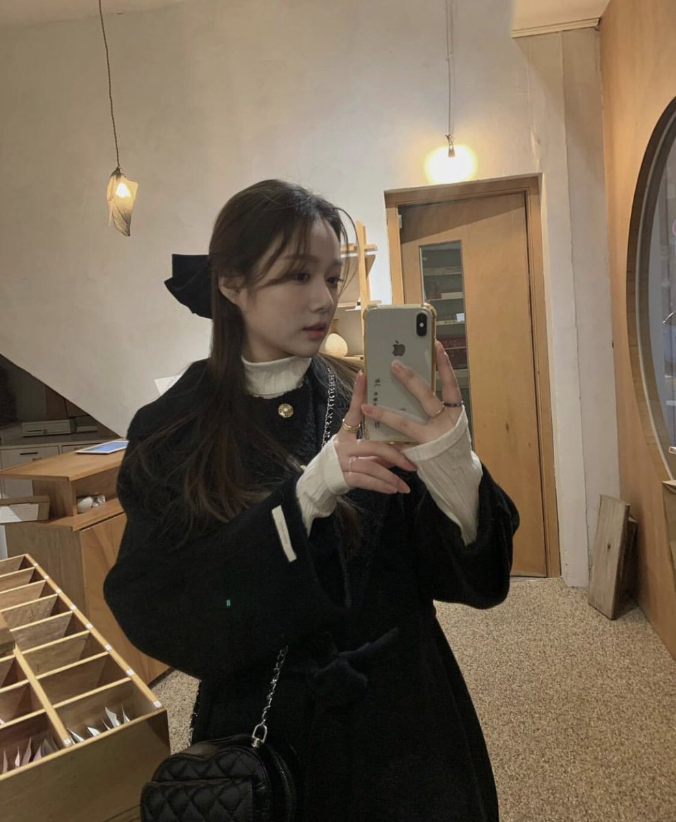 majorsdata's tweet photo. [#신예🐶] @/limmmiy on instagram

"You worked so hard this year, I hope 2023 is full of happiness! Always thank you MVPs🖤"

@MAJORS_official #SHINYE #메이져스 https://t.co/wQtsVRLGlb