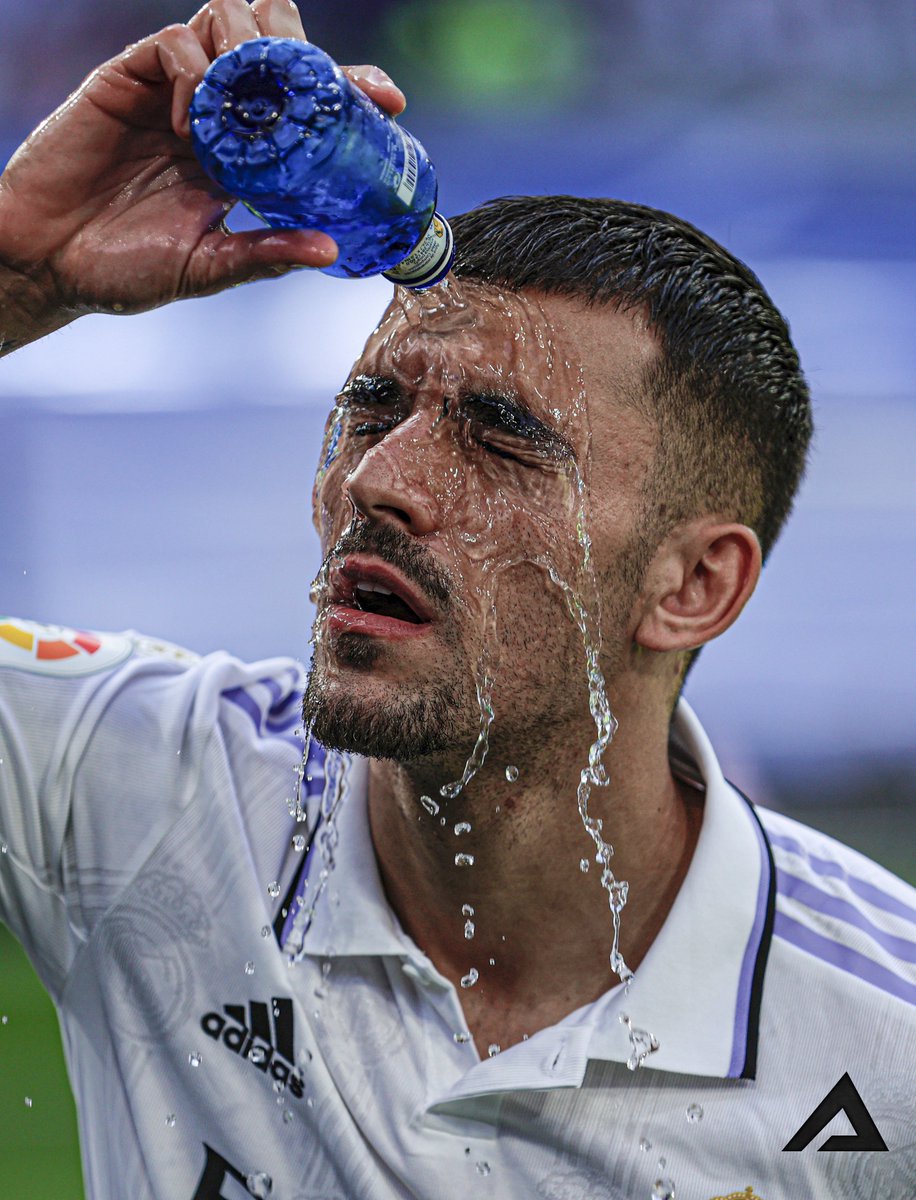 alexperezpoza's tweet photo. Las 4 mejores fotos que he hecho en el 2022. 📸 Elige una. https://t.co/j4GFioe6Ff
