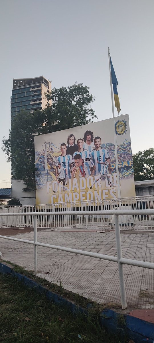 CarcBarrios's tweet photo. Canallas de Selección 🇺🇦🫶🇦🇷 https://t.co/7LLDYSGSvg