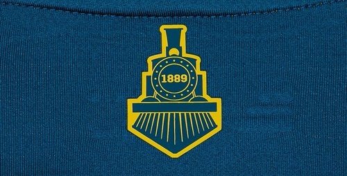 FerZaforano97's tweet photo. Yo? Soldado de los equipos con orígenes ferroviarios 😍😍😍
Miren lo que son esos escudos!
Me duele el alma que Ferro y Peñarol aún no tengan un escudo especial así. https://t.co/mQwlrHIWSU