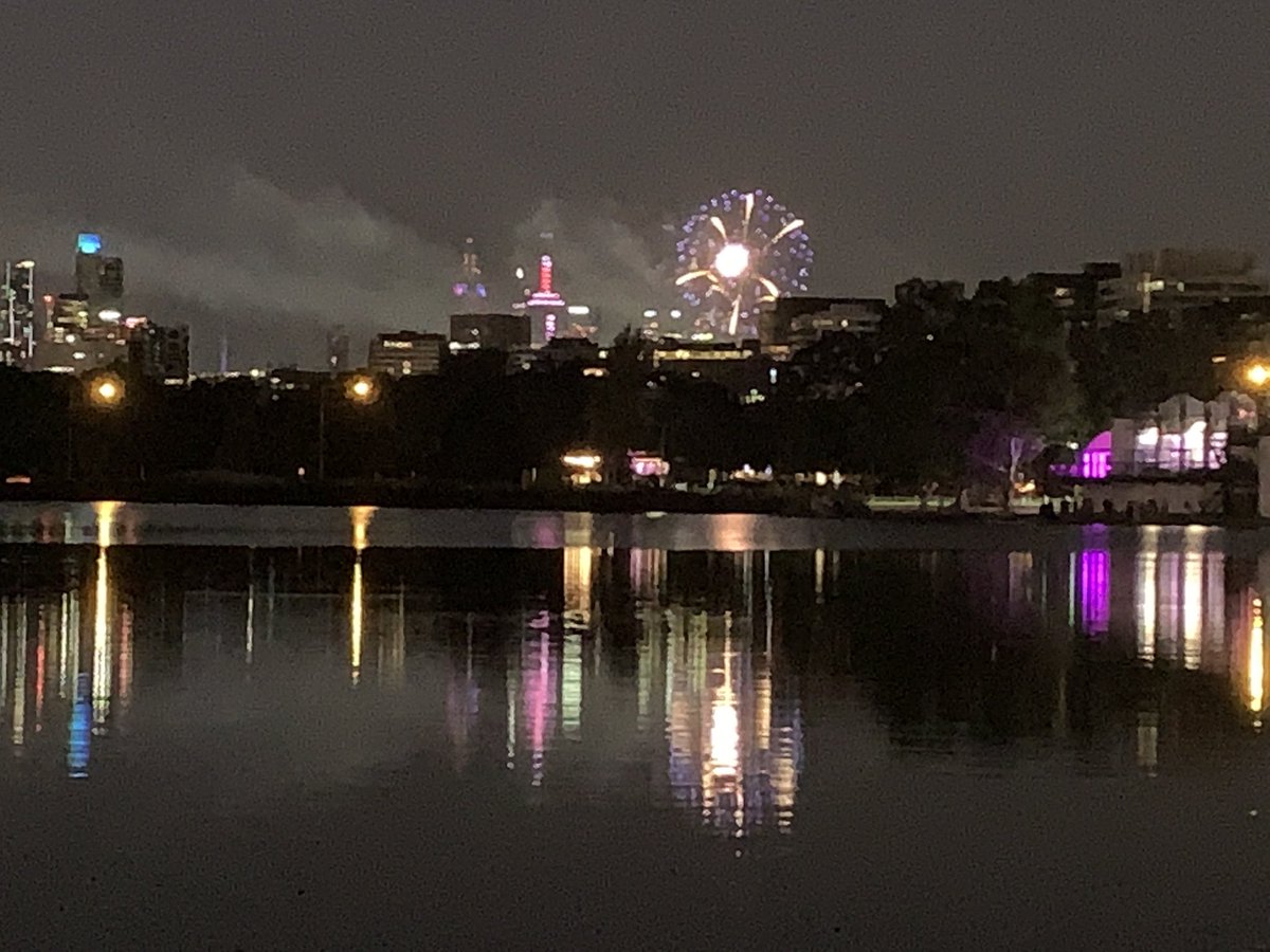 Kenza_DM's tweet photo. Pretty families’ fireworks display viewed from our local Albert Park. Will I manage to stay up for the real deal?? https://t.co/YkrOhxni73