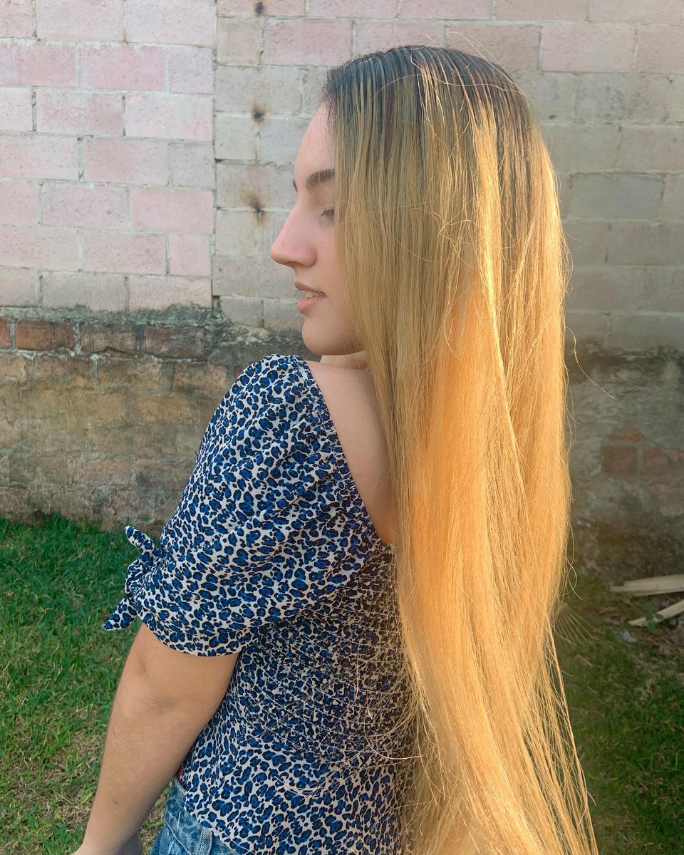 Recibiré el año nuevo de manera rubia 💛✨