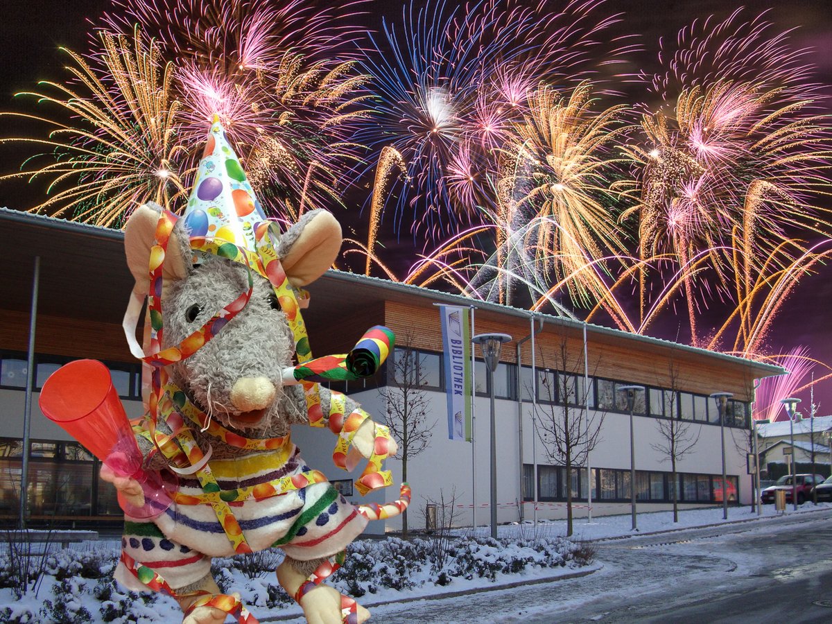 BibStMarien's tweet photo. Die Bibliothek St. Marien wünscht einen guten Rutsch und ein frohes neues Jahr :-) 

#silvester #silvester2023 #bibliothek #stmarien https://t.co/kDSnRoMpuZ