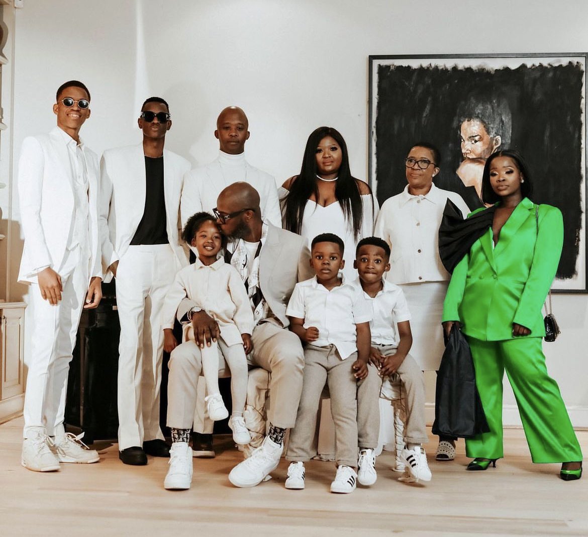 Happy new year from us to you and your family.. Peace and love  ✌️