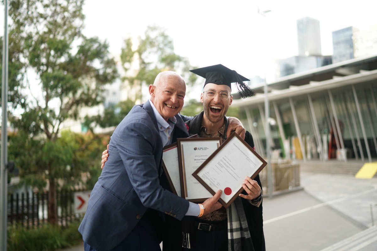 MichaelLDiamond's tweet photo. I'm thrilled to have achieved two milestones this year: writing for the Nelson VCE Psychology textbook and receiving the Australian Psychological Society Prize for graduating with the highest honours grade in my cohort last year. Excited to see what doors these will open in 2023! https://t.co/eF11NJJth1