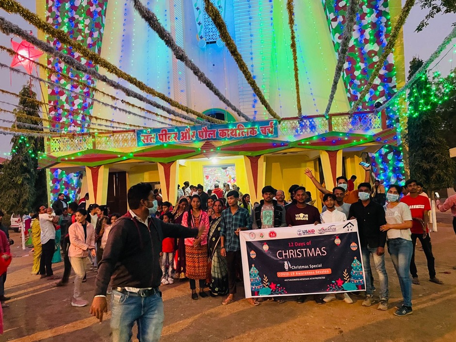 Samarthan_CDS's tweet photo. During the Christmas festival of 12 days, Engaged with the community &amp; celebrated, creating awareness &amp; conducted vaccination camps in 5 dist. for Christian &amp; other marginalized communities.
@USAID_MOMENTUM
@usaid_india
@JSIhealth
@Bhimsin30731522 https://t.co/W5xcfot9OZ