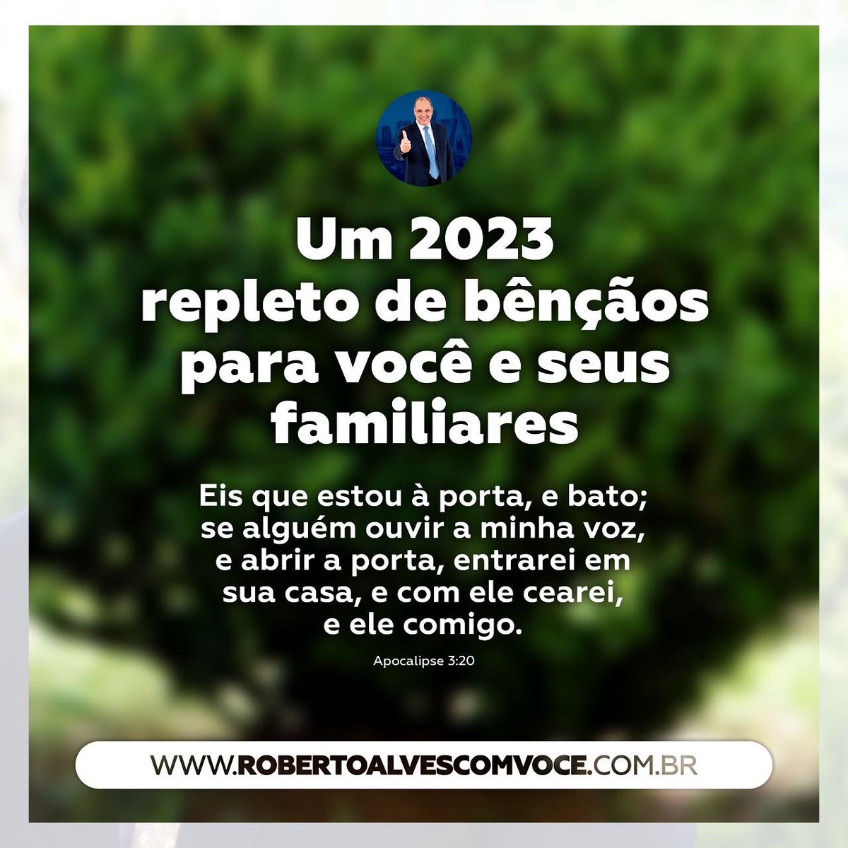 RobertoAlves_10's tweet photo. Dora e eu desejamos um Feliz Ano Novo, e que este ano que se inicia seja marcado por bênçãos, sucesso, saúde e paz.

Boas festas e Que Deus lhe abençoe! 🙏🏼 https://t.co/tlsknfFY4i